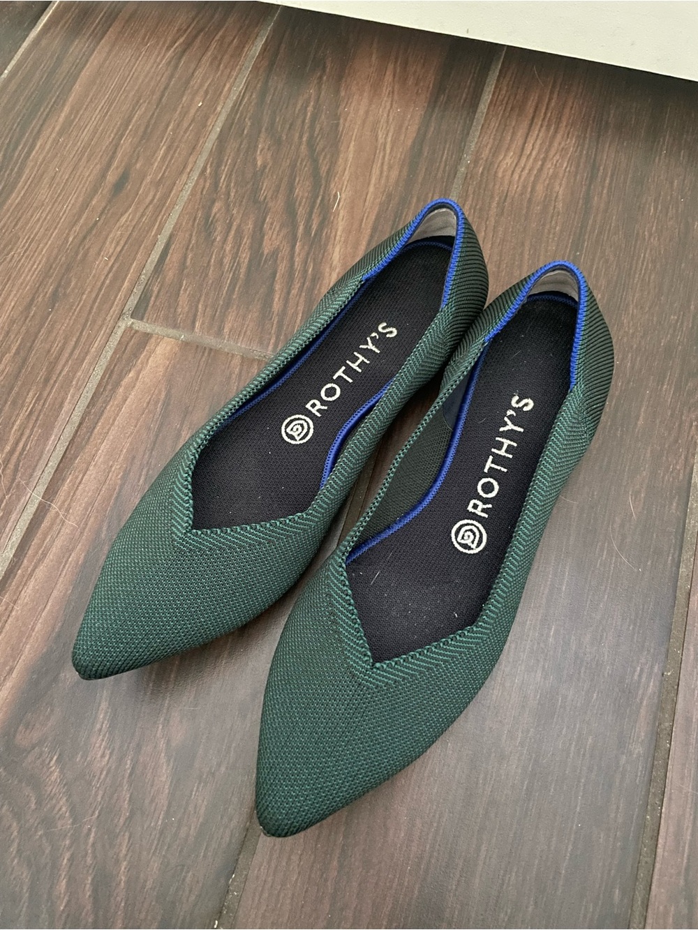 Rothy's The Point Flat in Emerald Green Size 9 - Picture 2 of 4